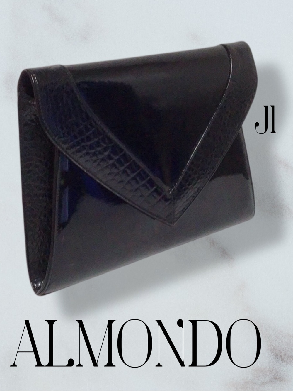 ALMONDO  Originals Patent Leather‎ Crossbody Clutch Vintage